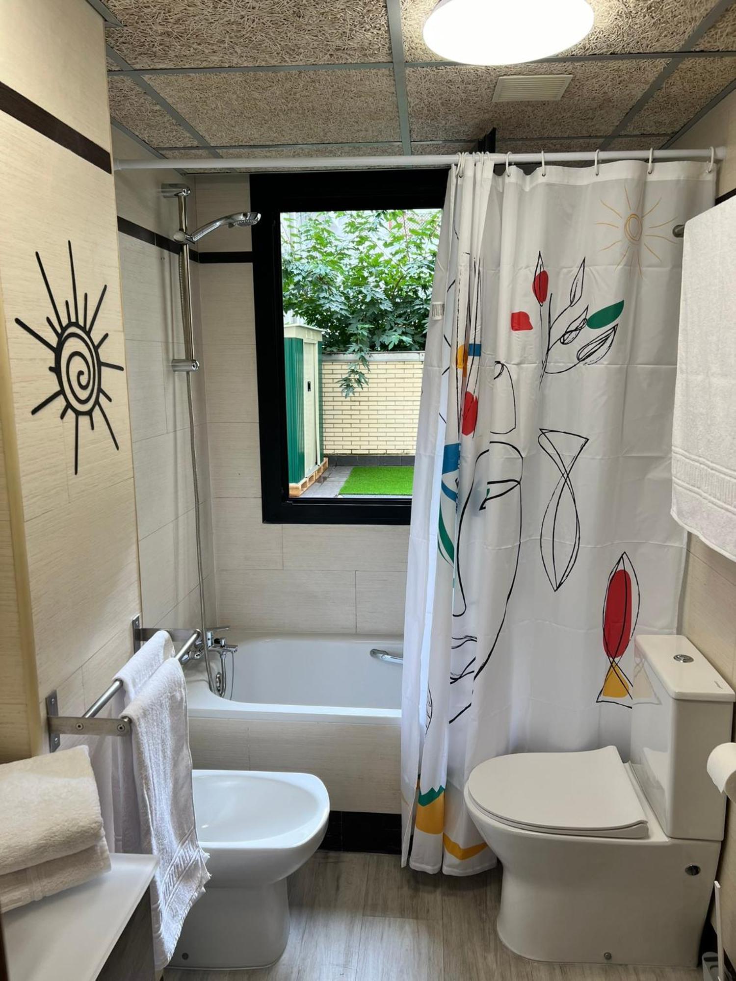 El Bc Zaragoza - Aljaferia Apartman Kültér fotó